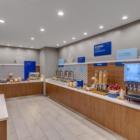 Holiday Inn Express & Suites - Hawaiian Gardens By Ihg Ngoại thất bức ảnh