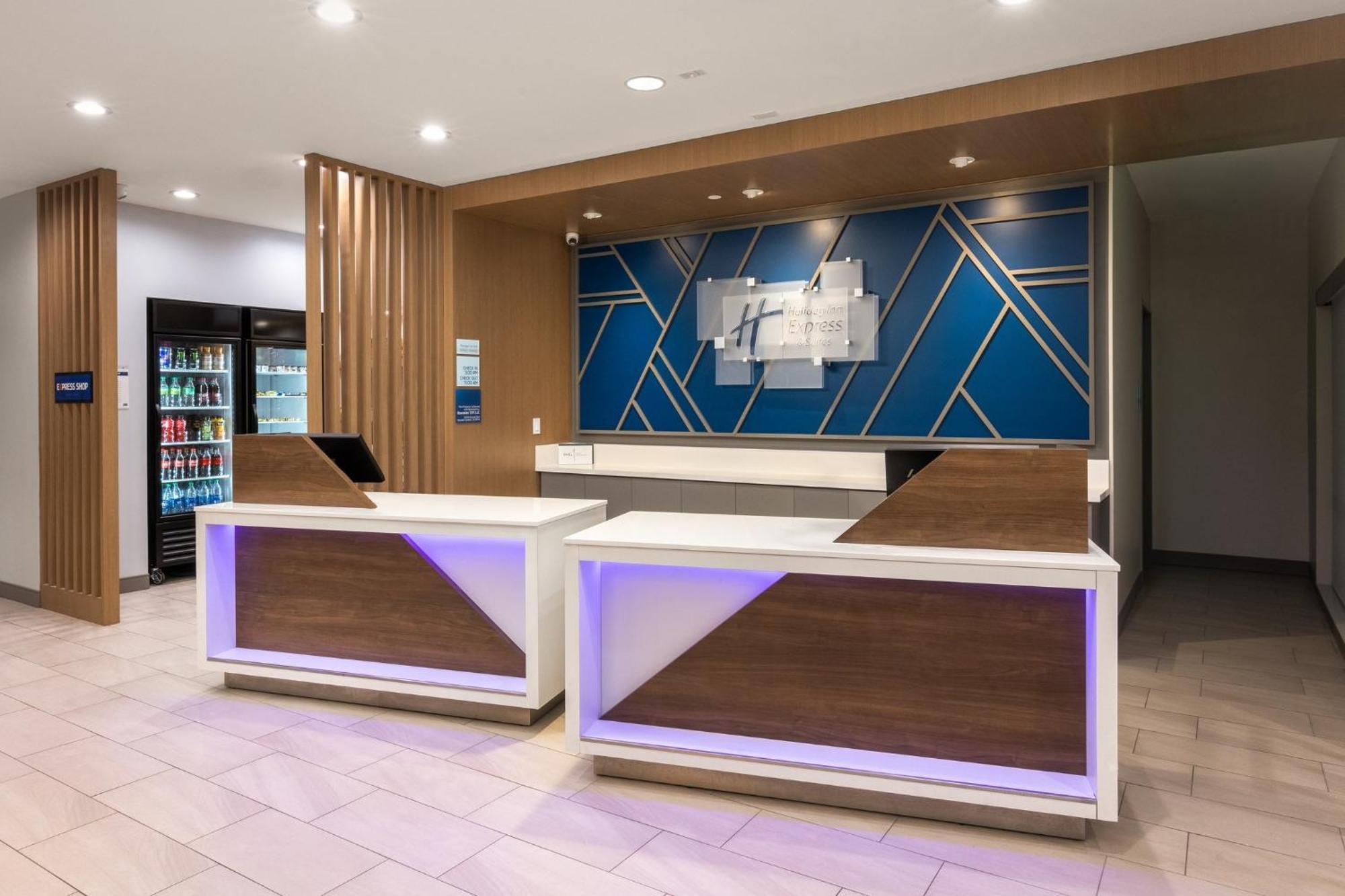 Holiday Inn Express & Suites - Hawaiian Gardens By Ihg Ngoại thất bức ảnh