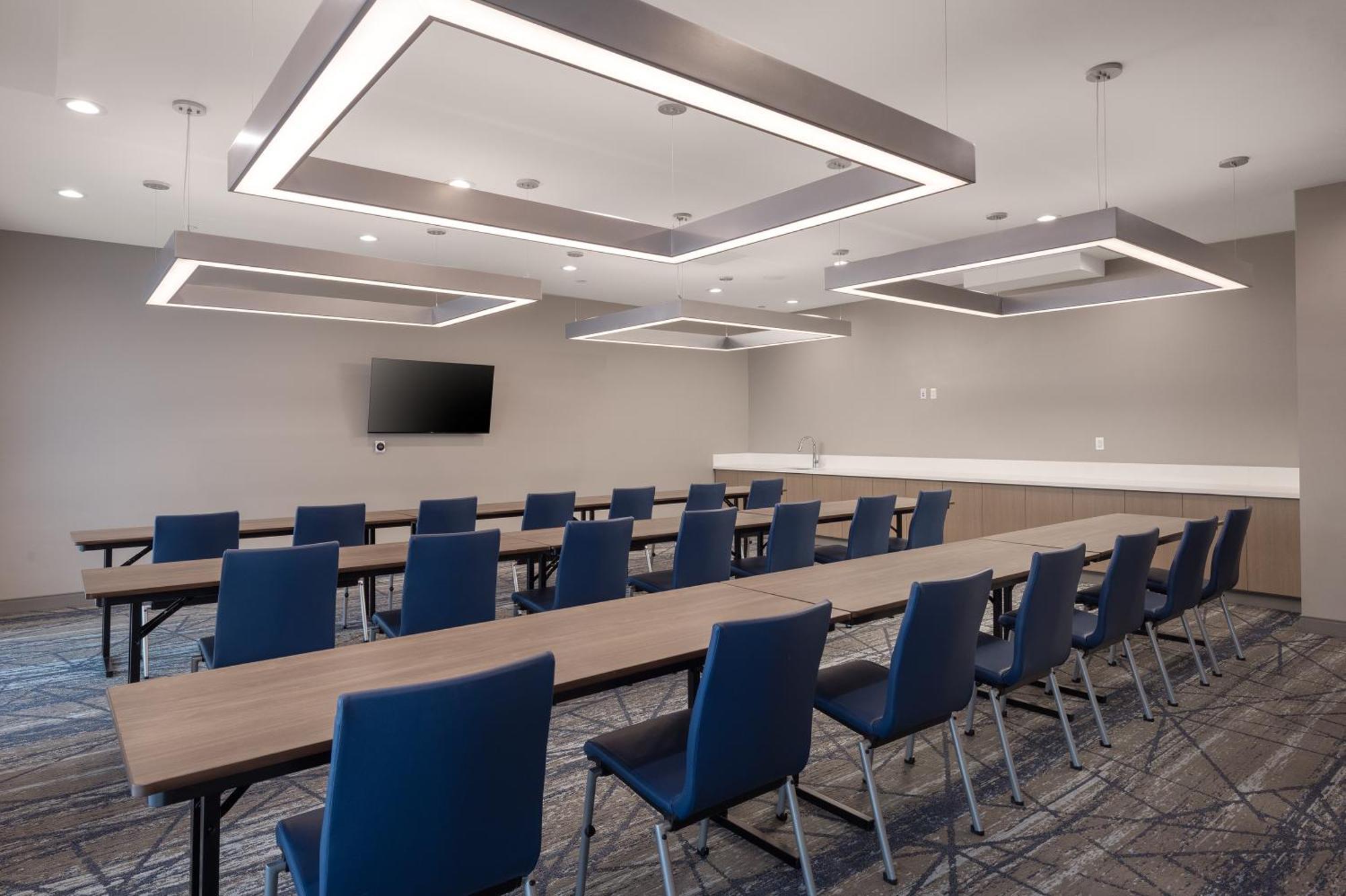 Holiday Inn Express & Suites - Hawaiian Gardens By Ihg Ngoại thất bức ảnh