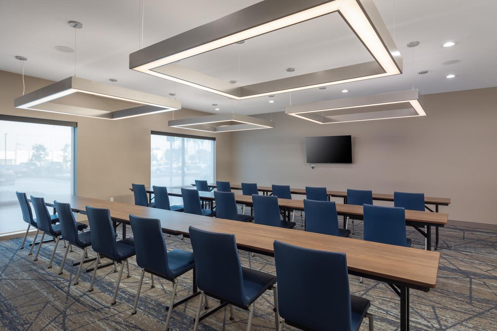 Holiday Inn Express & Suites - Hawaiian Gardens By Ihg Ngoại thất bức ảnh
