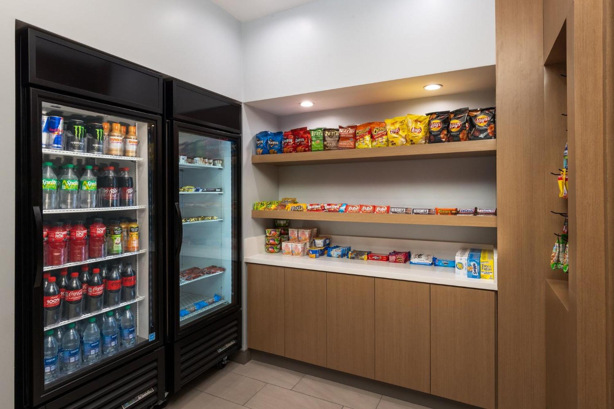 Holiday Inn Express & Suites - Hawaiian Gardens By Ihg Ngoại thất bức ảnh